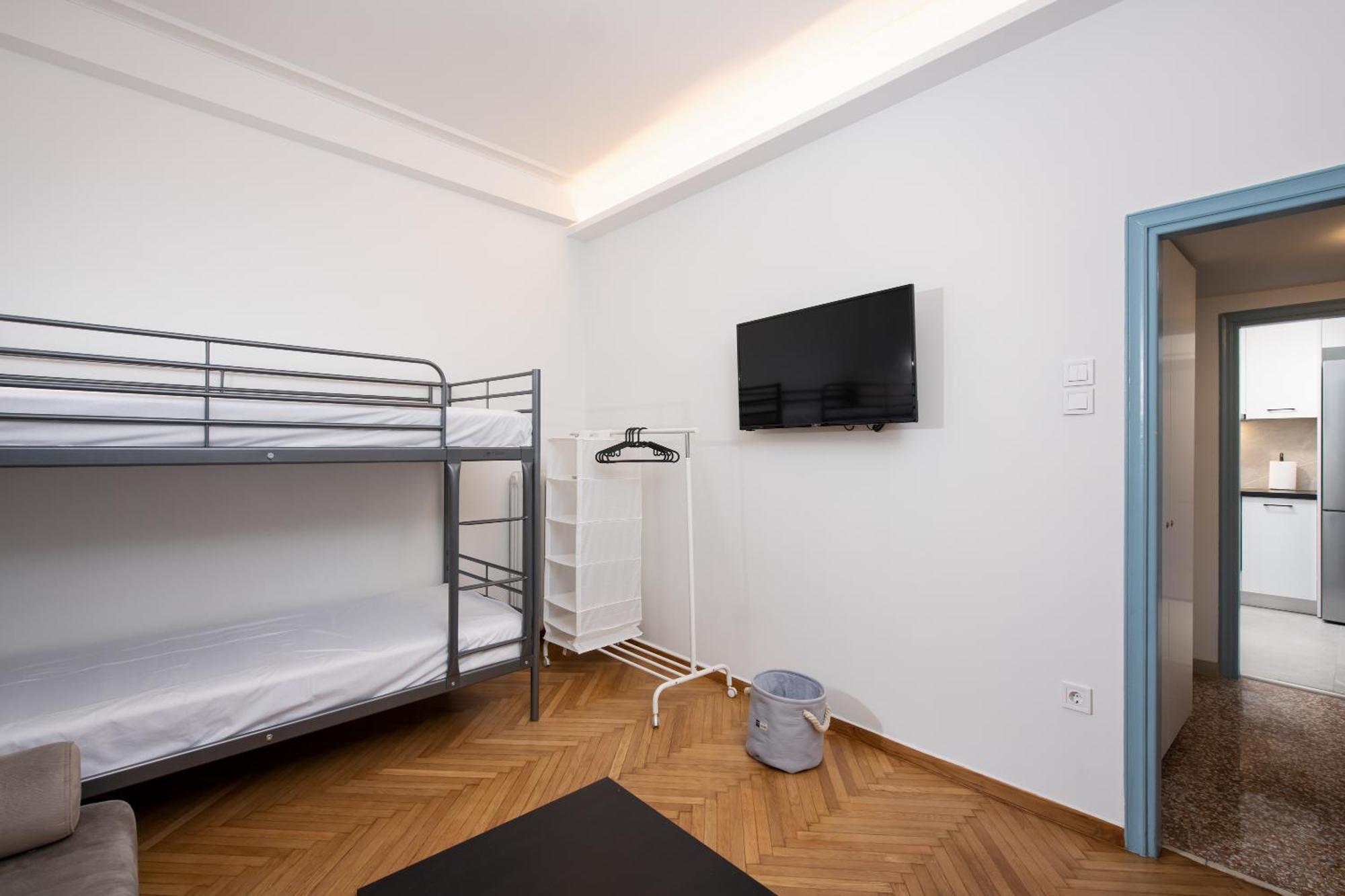 Philos At Nikis - Two Bedroom In Plaka เอเธนส์ ภายนอก รูปภาพ