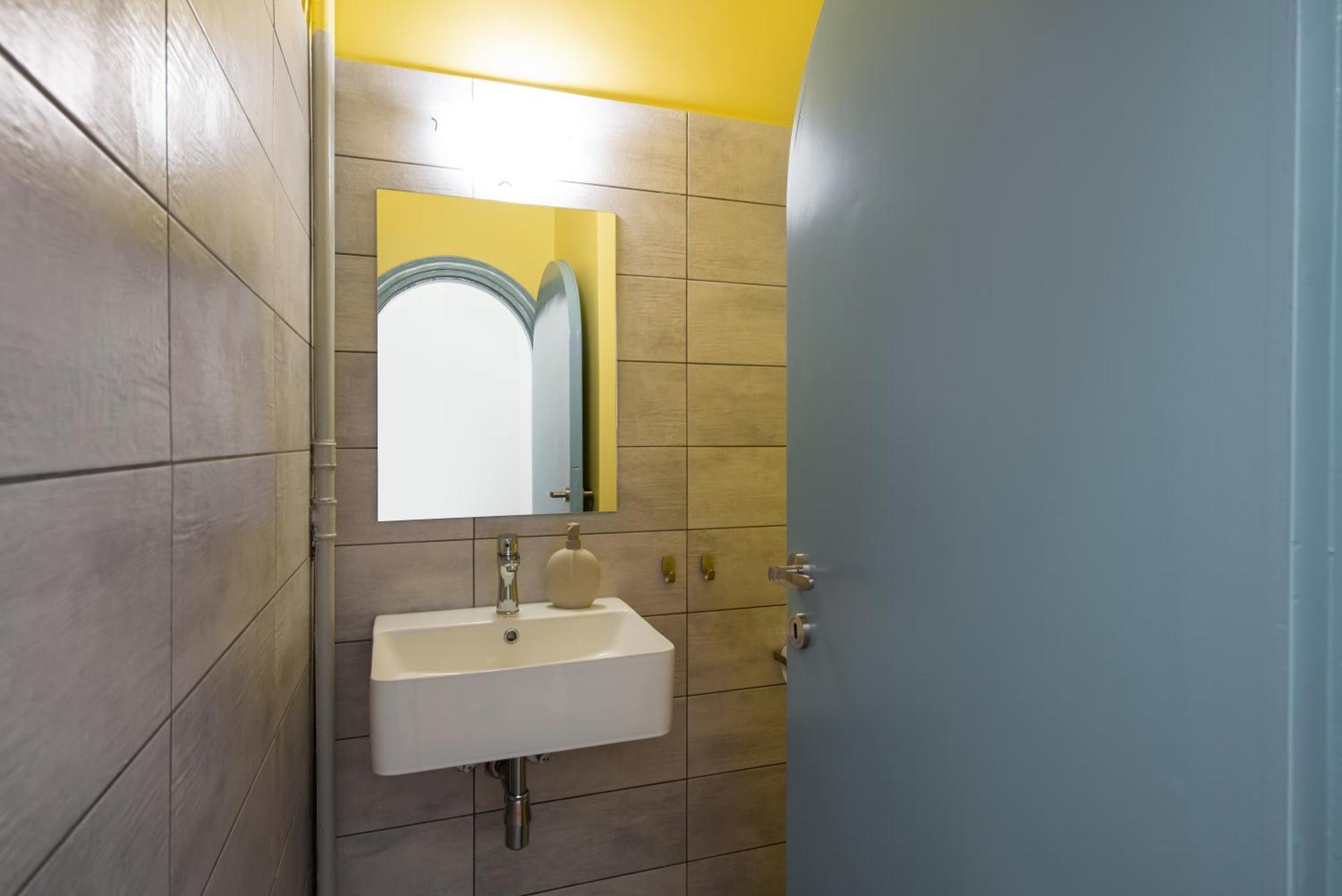 Philos At Nikis - Two Bedroom In Plaka เอเธนส์ ภายนอก รูปภาพ